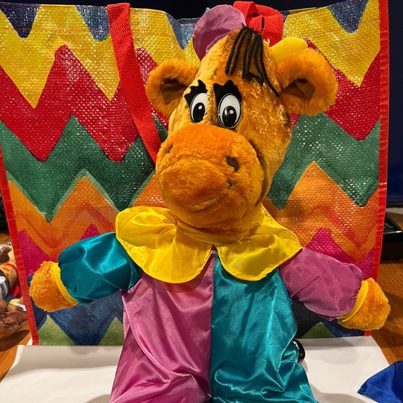 Geoffrey the Giraffe Plush Toys R Us Collectible Vintage